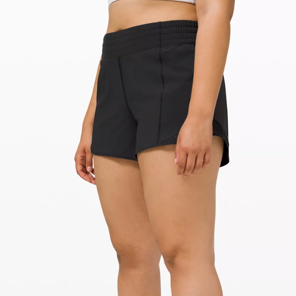 Lululemon Hotty Hot High-Rise Short 4"